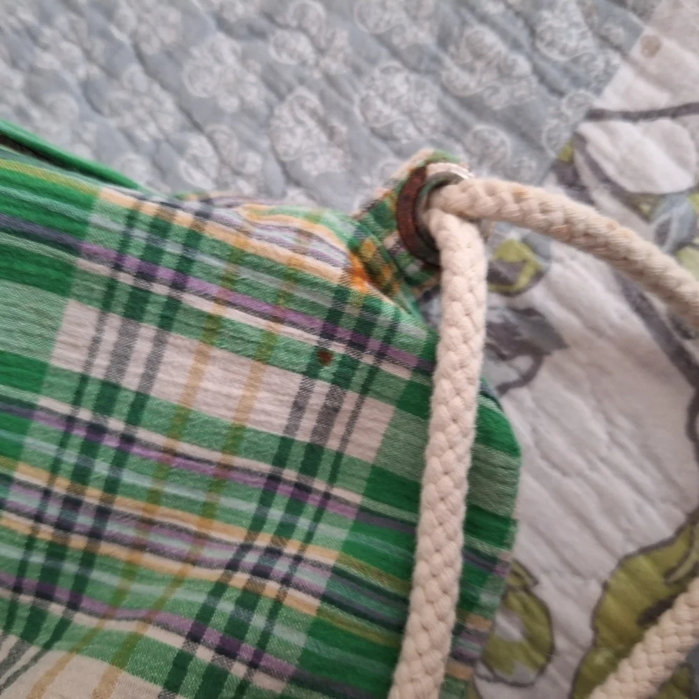 Vintage beige green